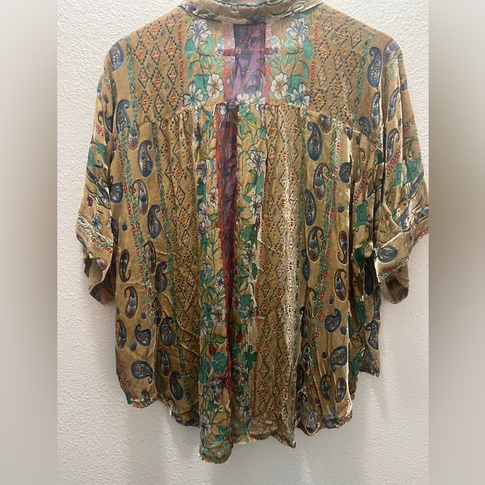 M Johnny Was Women's Sugar Burnout Velvet Paisley Print Lynn Shirt - Picture 6 of 9